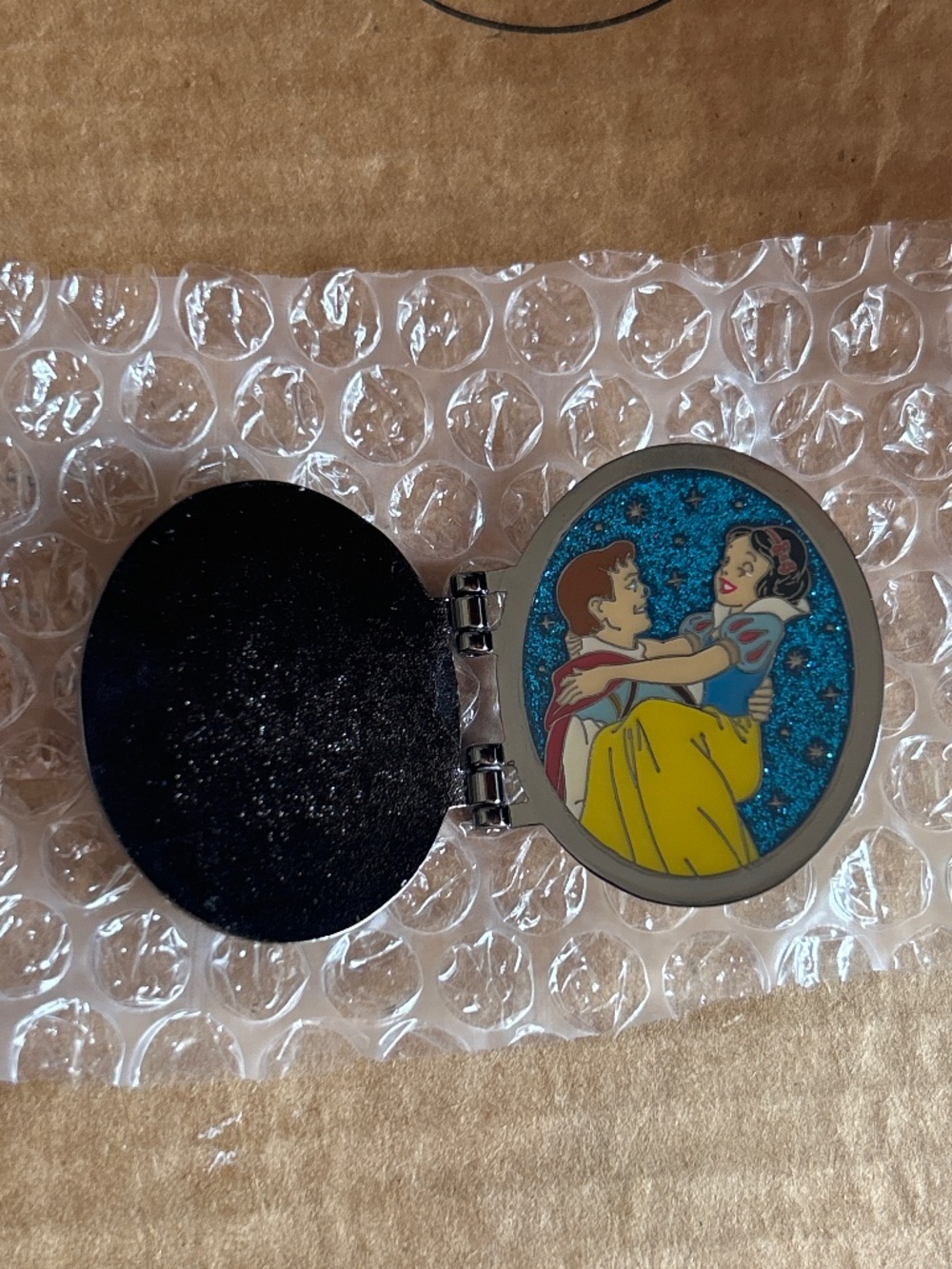 Loungefly Snow White & Prince Disney Princess & Prince Portrait Locket Pin